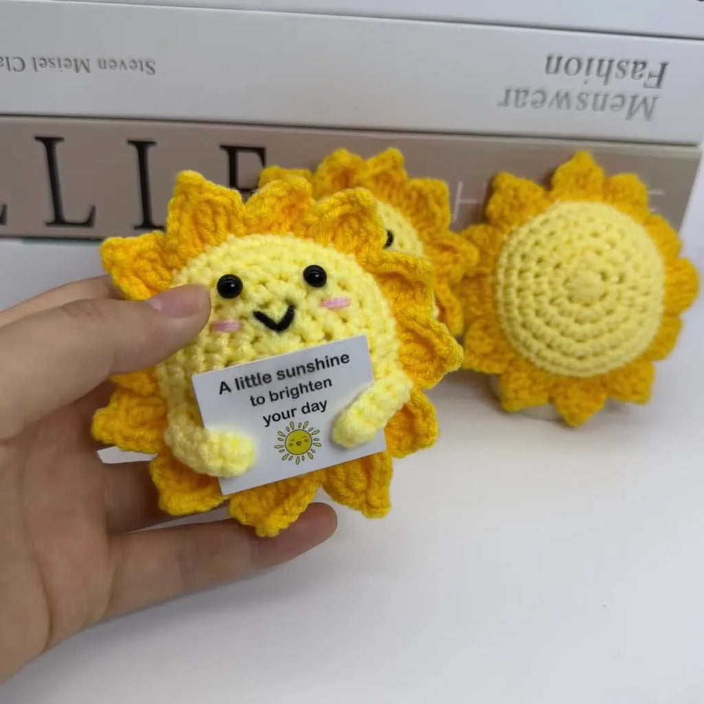 Funny Positive Crochet Sunshine Doll Desktop Ornament Handmade Cheer Emotional Support Positive Sun with Card Home Party Decor