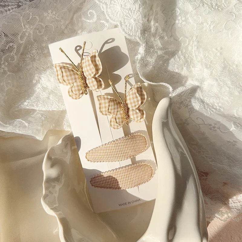 4pcs Sweet and Cute Children's Hair Clip Wool Knitting Headwear Handmade Crochet Butterfly Alloy Children Hairpins Wholesale