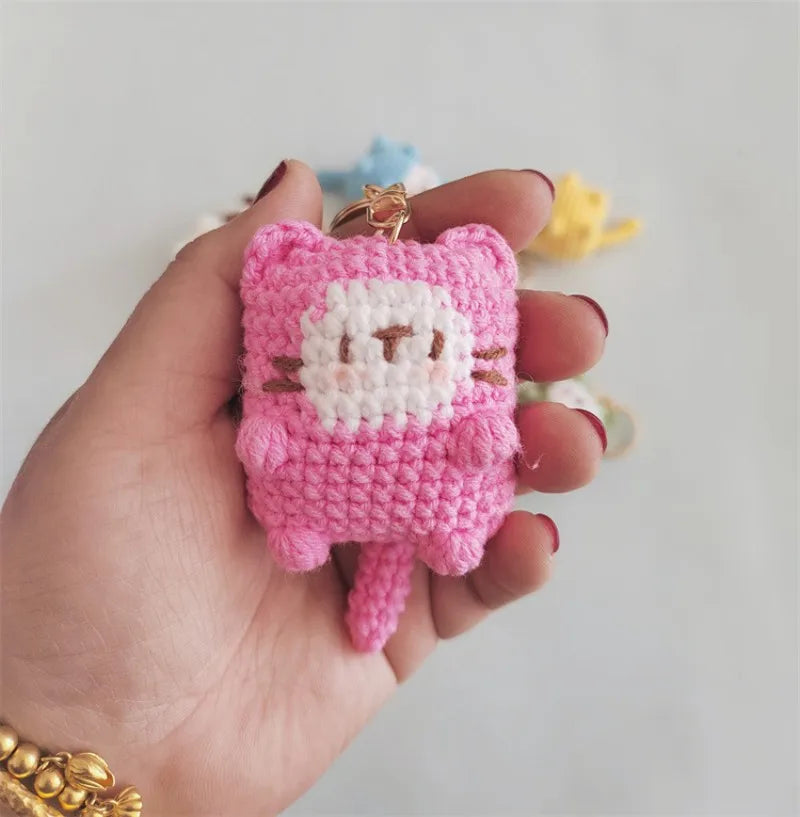 Cute Lucky Cat Doll Crochet Keyrings Handmake Kawaii Kitten Knitted Keyrings For Bag Pendant Crochet Kitten Keychain Wholesale